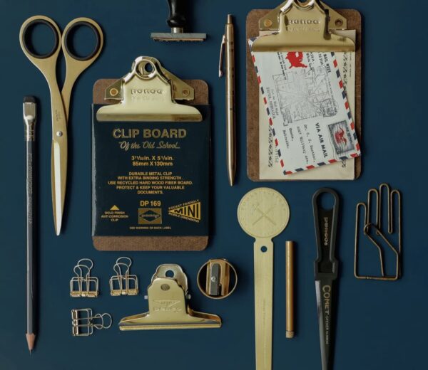 Old School Clipboard A4 Gold Clip - Image 4